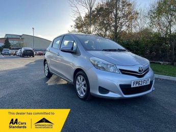 Toyota Yaris 1.33 Dual VVT-i TR Multidrive S Euro 5 5dr