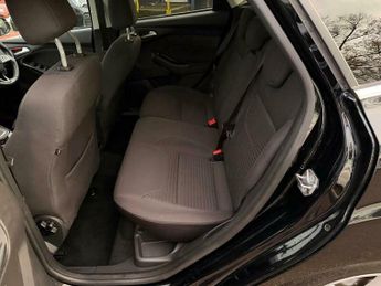 Ford Focus 1.0T EcoBoost Titanium Auto Euro 6 (s/s) 5dr