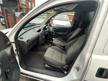 Vauxhall Combo 1.7 CDTi 2000 16v 3dr