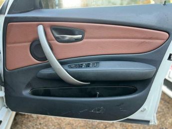 BMW 1 SERIES 2.0 116i Sport Steptronic Euro 5 5dr