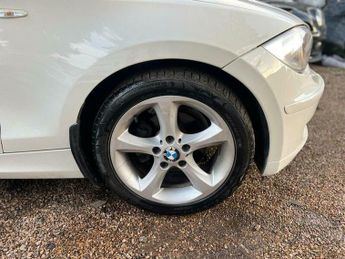 BMW 1 SERIES 2.0 116i Sport Steptronic Euro 5 5dr