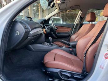 BMW 1 SERIES 2.0 116i Sport Steptronic Euro 5 5dr