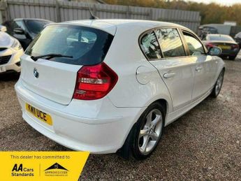 BMW 1 SERIES 2.0 116i Sport Steptronic Euro 5 5dr