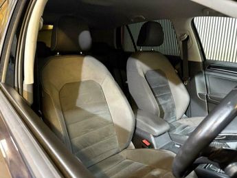 Volkswagen Golf 2.0 TDI BlueMotion Tech GT DSG Euro 5 (s/s) 5dr