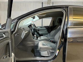 Volkswagen Golf 2.0 TDI BlueMotion Tech GT DSG Euro 5 (s/s) 5dr