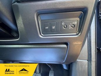 Land Rover Discovery Sport TD4 SE TECH