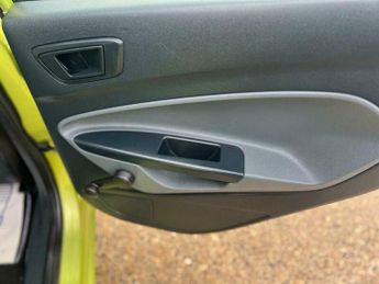 Ford Fiesta 1.25 Zetec 5dr