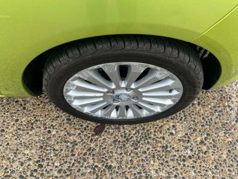 Ford Fiesta 1.25 Zetec 5dr