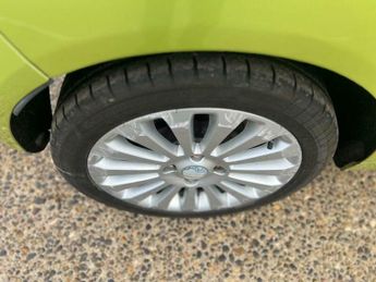 Ford Fiesta 1.25 Zetec 5dr