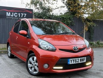 Toyota AYGO 1.0 VVT-i Fire Hatchback 5dr Petrol Manual Euro 5 (67 ps)