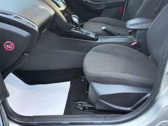Ford Focus 1.6 Titanium Hatchback 5dr Petrol Powershift Euro 6 (125 ps)