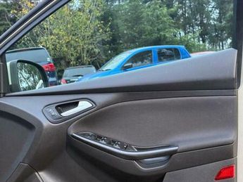 Ford Focus 1.6 Titanium Hatchback 5dr Petrol Powershift Euro 6 (125 ps)