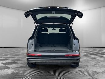 Audi Q7 TDI QUATTRO S LINE