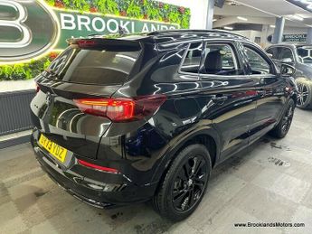 Vauxhall Grandland GS [SAT NAV & REVERSE CAMERA]