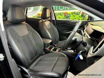 Vauxhall Grandland GS [SAT NAV & REVERSE CAMERA]