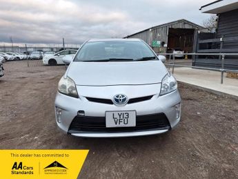 Toyota Prius 1.8 VVT-h T3 Hatchback 5dr Petrol Hybrid CVT Euro 5 (s/s) (136 p