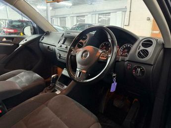 Volkswagen Tiguan 2.0 TDI BlueMotion Tech Match DSG 4WD Euro 5 (s/s) 5dr