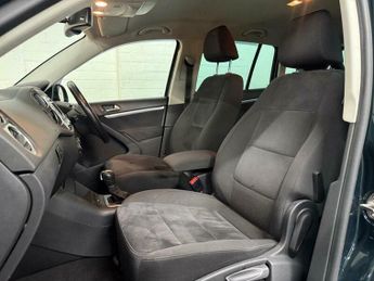 Volkswagen Tiguan 2.0 TDI BlueMotion Tech Match DSG 4WD Euro 5 (s/s) 5dr
