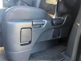 Toyota Vellfire Golden Eyes 2