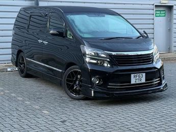 Toyota Vellfire Golden Eyes 2