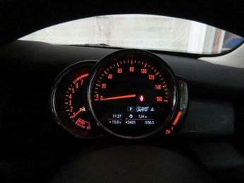 MINI Hatch 1.5 Cooper Steptronic Euro 6 (s/s) 5dr