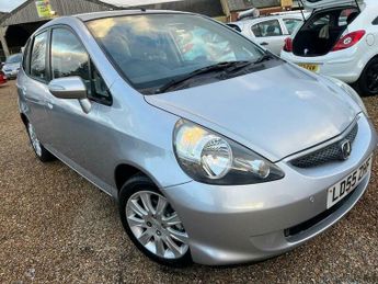 Honda Jazz 1.4 i-DSI SE CVT-7 5dr