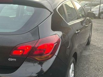 Vauxhall Astra 1.7 CDTi SRi Euro 5 5dr