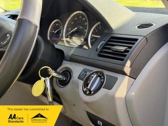 Mercedes-Benz C Class 1.8 C180K SE Saloon 4dr Petrol Auto Euro 4 (156 ps)