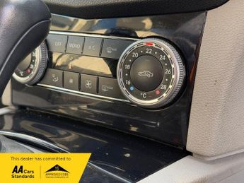 Mercedes-Benz C Class 1.8 C180K SE Saloon 4dr Petrol Auto Euro 4 (156 ps)