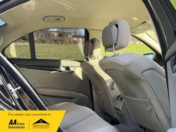 Mercedes-Benz C Class 1.8 C180K SE Saloon 4dr Petrol Auto Euro 4 (156 ps)
