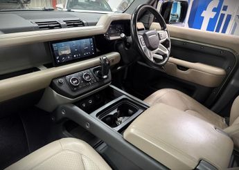 Land Rover Defender SE