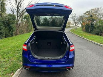 Ford Mondeo 2.0 TDCi Titanium Powershift Euro 6 (s/s) 5dr