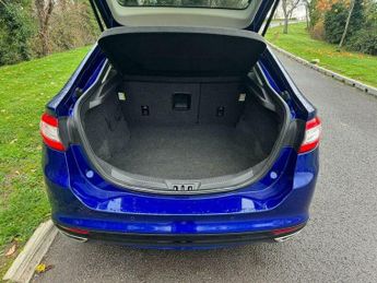 Ford Mondeo 2.0 TDCi Titanium Powershift Euro 6 (s/s) 5dr