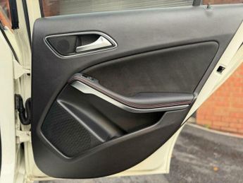 Mercedes-Benz A Class 2.0 A45 AMG (Premium) SpdS DCT 4MATIC Euro 6 (s/s) 5dr