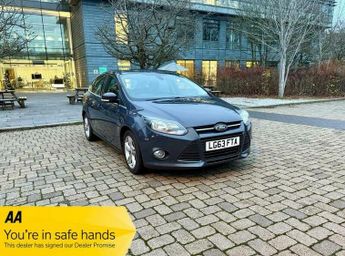 Ford Focus 1.6 TDCi ECOnetic Zetec Hatchback 5dr Diesel Manual Euro 5 (s/s)
