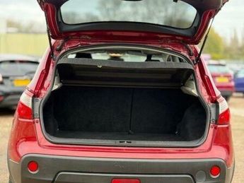 Nissan Qashqai 1.6 360 SUV 5dr Petrol CVT 2WD Euro 5 (117 ps)