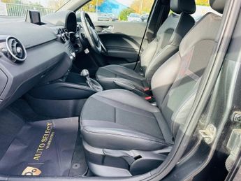 Audi A1 SPORTBACK TFSI S LINE