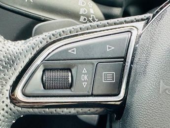 Audi A1 SPORTBACK TFSI S LINE