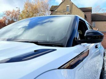 Land Rover Range Rover Evoque 1.5 P300e 12.2kWh R-Dynamic SE Auto 4WD Euro 6 (s/s) 5dr