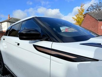 Land Rover Range Rover Evoque 1.5 P300e 12.2kWh R-Dynamic SE Auto 4WD Euro 6 (s/s) 5dr