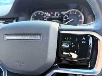 Land Rover Range Rover Evoque 1.5 P300e 12.2kWh R-Dynamic SE Auto 4WD Euro 6 (s/s) 5dr