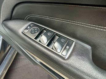 Mercedes E Class E220 BLUETEC AMG LINE