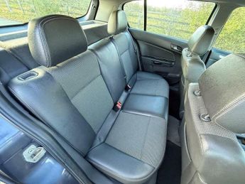 Vauxhall Astra 1.8i 16v Design 5dr