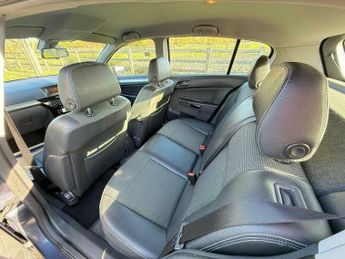 Vauxhall Astra 1.8i 16v Design 5dr
