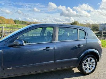 Vauxhall Astra 1.8i 16v Design 5dr