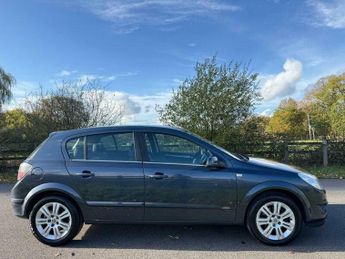 Vauxhall Astra 1.8i 16v Design 5dr