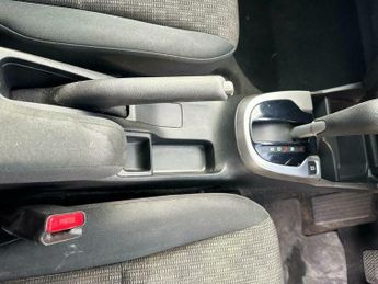 Honda Jazz 1.3 i-VTEC SE Navi CVT Euro 6 (s/s) 5dr