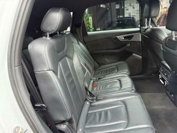 Audi Q7 3.0 TDI V6 S line Tiptronic quattro Euro 6 (s/s) 5dr