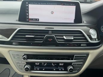 BMW 7 SERIES 3.0 730d Exclusive Saloon 4dr Diesel Auto Euro 6 (s/s) (265 ps)