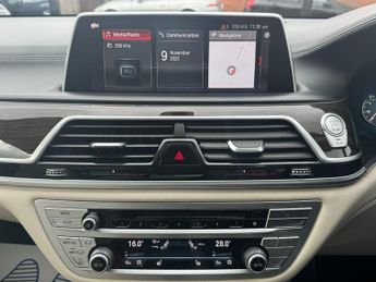 BMW 7 SERIES 3.0 730d Exclusive Saloon 4dr Diesel Auto Euro 6 (s/s) (265 ps)